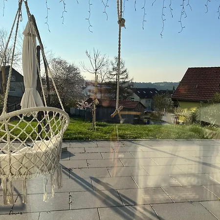 Apartment 1zimmer Mit Küche, Bad&terrasse In