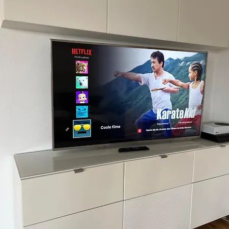 1zimmer Mit Kueche, Bad & Terrasse In