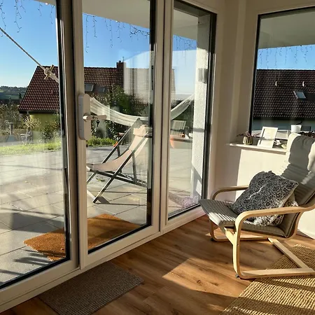 1zimmer Mit Küche, Bad&terrasse In * Friolzheim