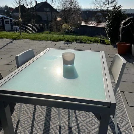 1zimmer Mit Kueche, Bad & Terrasse In *